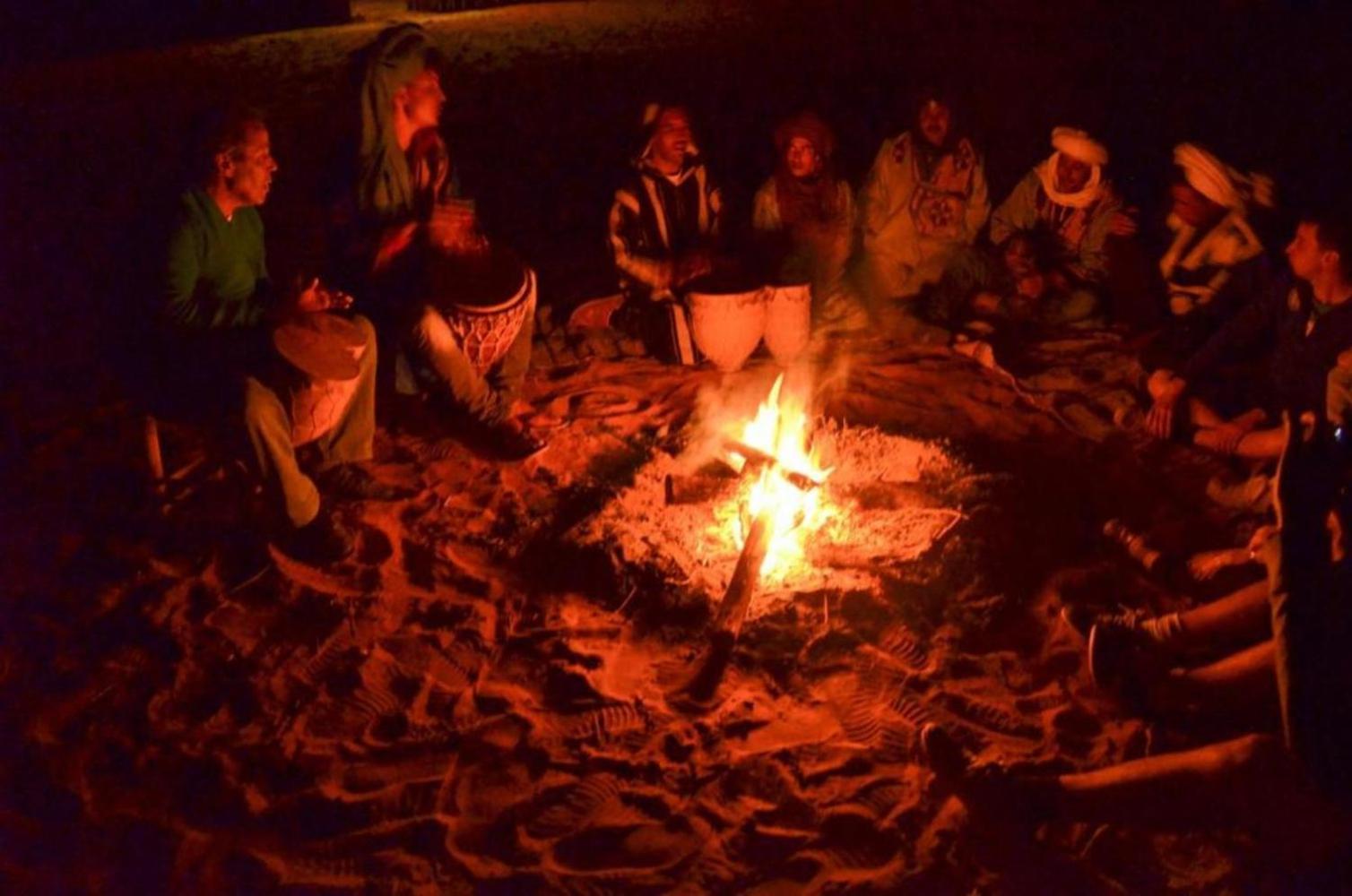 מרזאוגה Desert Camel Trek מראה חיצוני תמונה